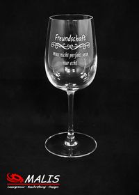 Weinglas Feundschaft muss nicht perfekt sein nur echt wein trinker geschenke f&uuml;r frauen personalisierbar